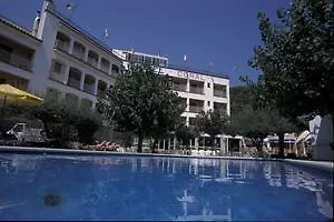 Hotel Coral 레스타르티트