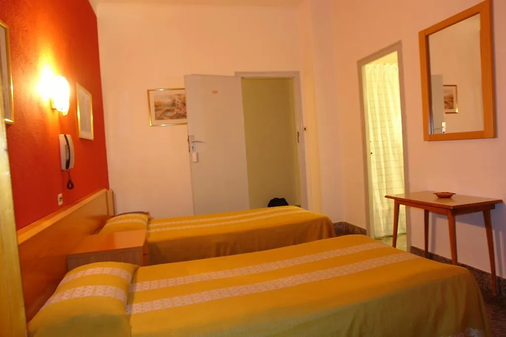 Hotel Coral L'Estartit Spain