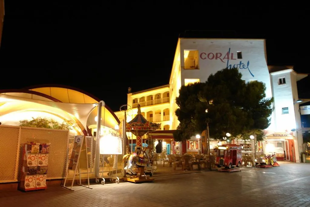 Hotel Coral L'Estartit 2*,